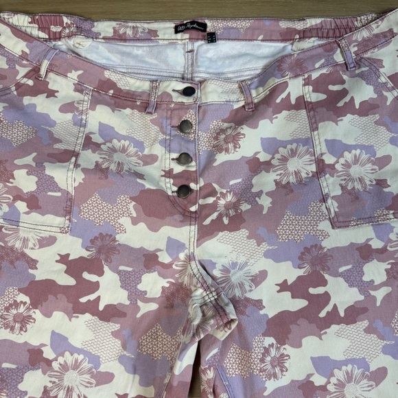 Ulla Popken Pink, Purple and Cream Floral Camouflage Jeans Plus Size 28 - Picture 4 of 10